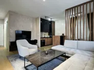 Izdavanje, dvosoban stan, 69m², Centar, Budva - image 1