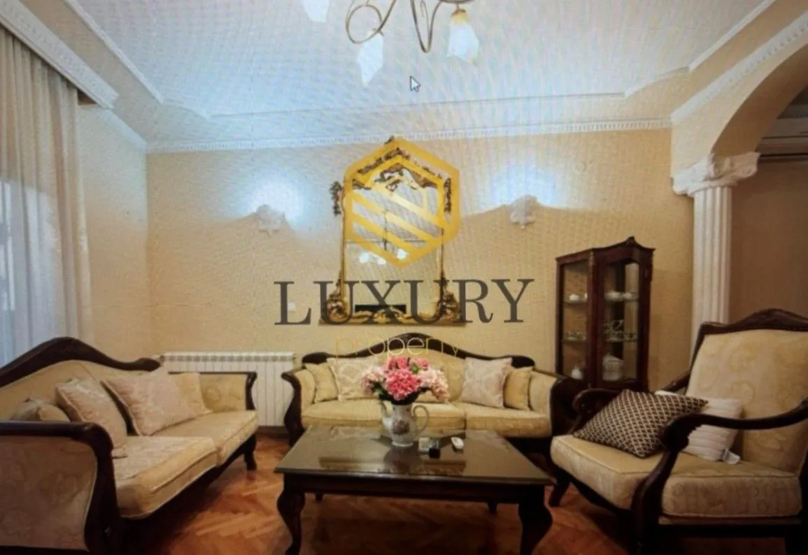 Izdavanje, kuća, 200m², Donja Gorica, Podgorica