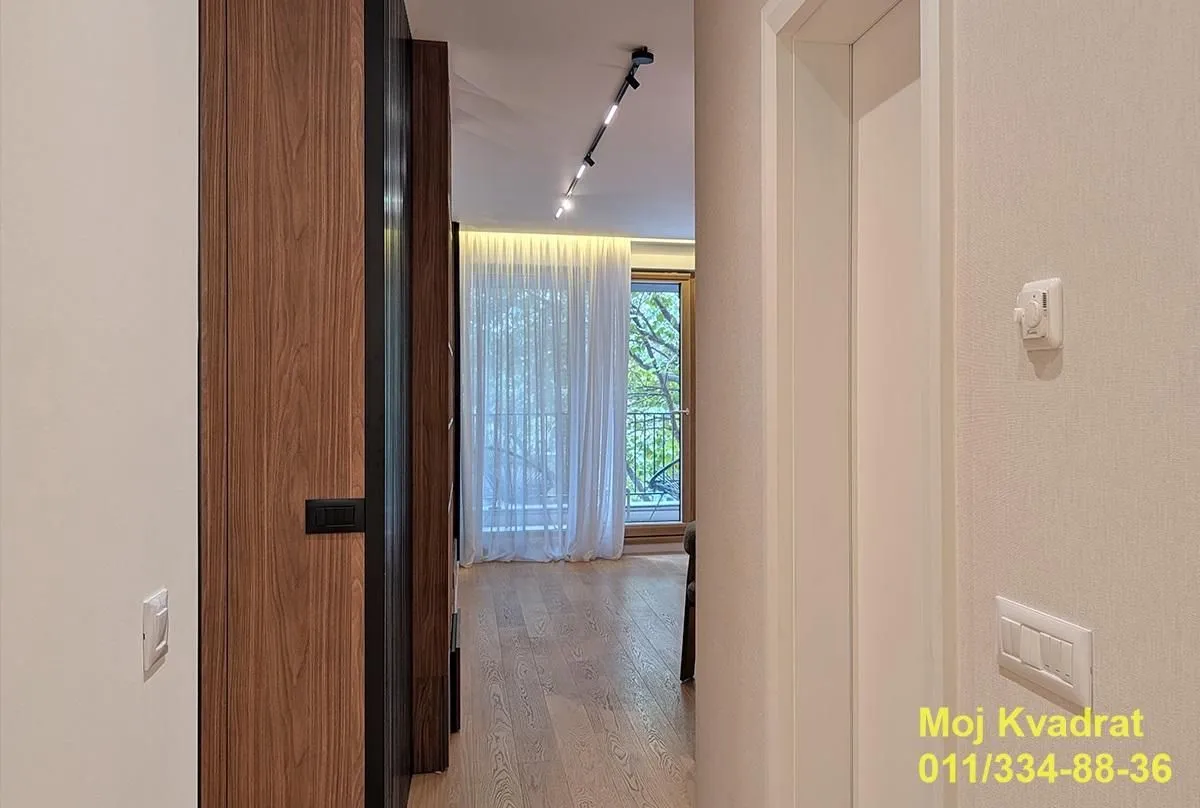 Rent, three bedroom apartment, 92m², Kalenić Pijaca, Vračar Sve Podlokacije