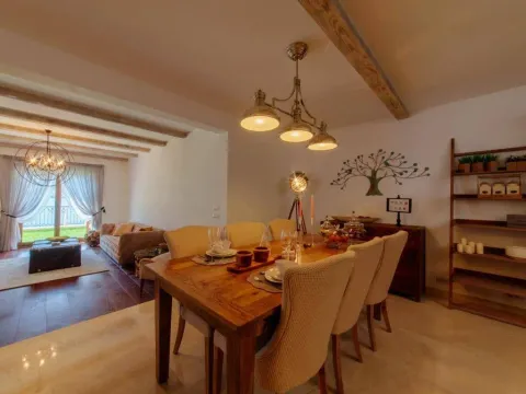 Sale, house, 192m², Dobrota, Kotor - image 23