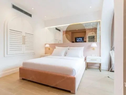 Sale, office space, 317m², Velji Vinogradi, Budva - image 14