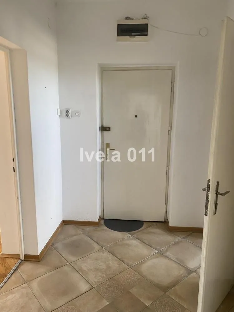 Sale, two bedroom apartment, 68m², Stari Grad, Beograd
