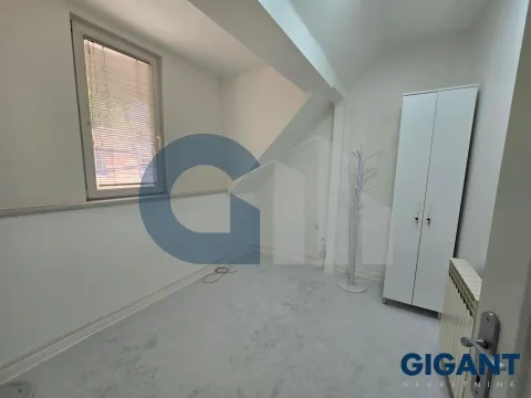 Izdavanje, poslovni prostor, 294m², Zemun Meandri, Zemun Sve Podlokacije - image 12