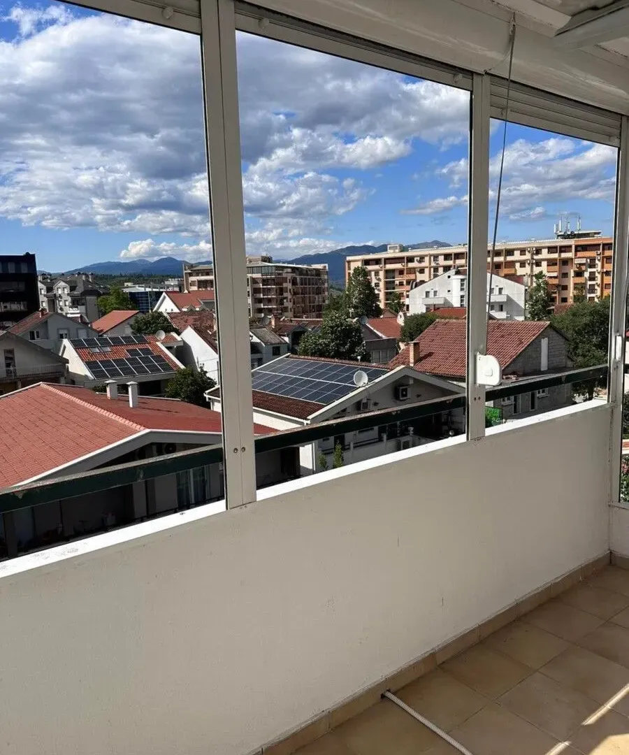 Rent, one bedroom apartment, 39m², Stari Aerodrom, Podgorica