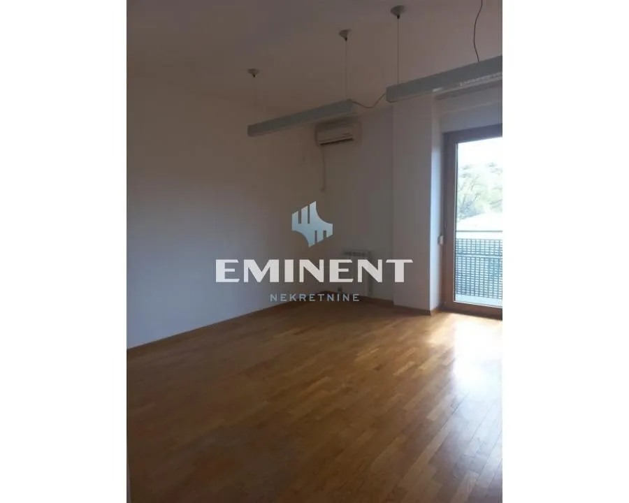 Rent, three bedroom apartment, 80m², Novi Beograd Sve Podlokacije, Beograd