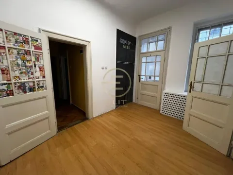 Izdavanje, poslovni prostor, 93m², Centar, Novi Sad - image 11