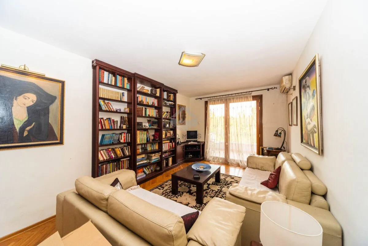 Rent, three bedroom apartment, 90m², Centar, Podgorica