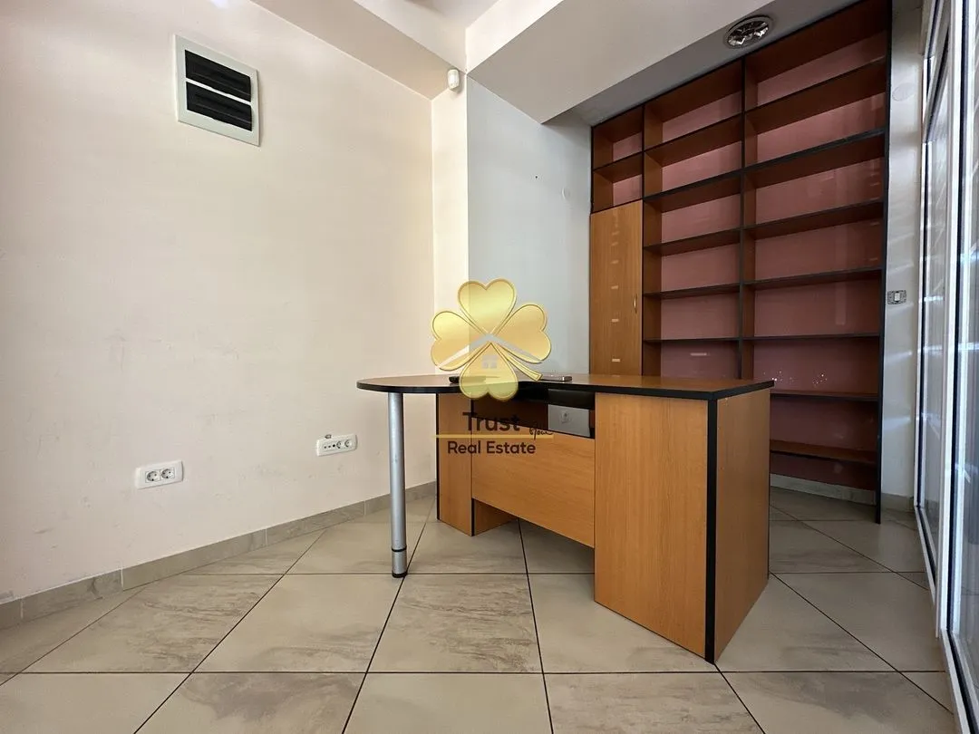 Rent, office space, 50m², City Kvart, Podgorica
