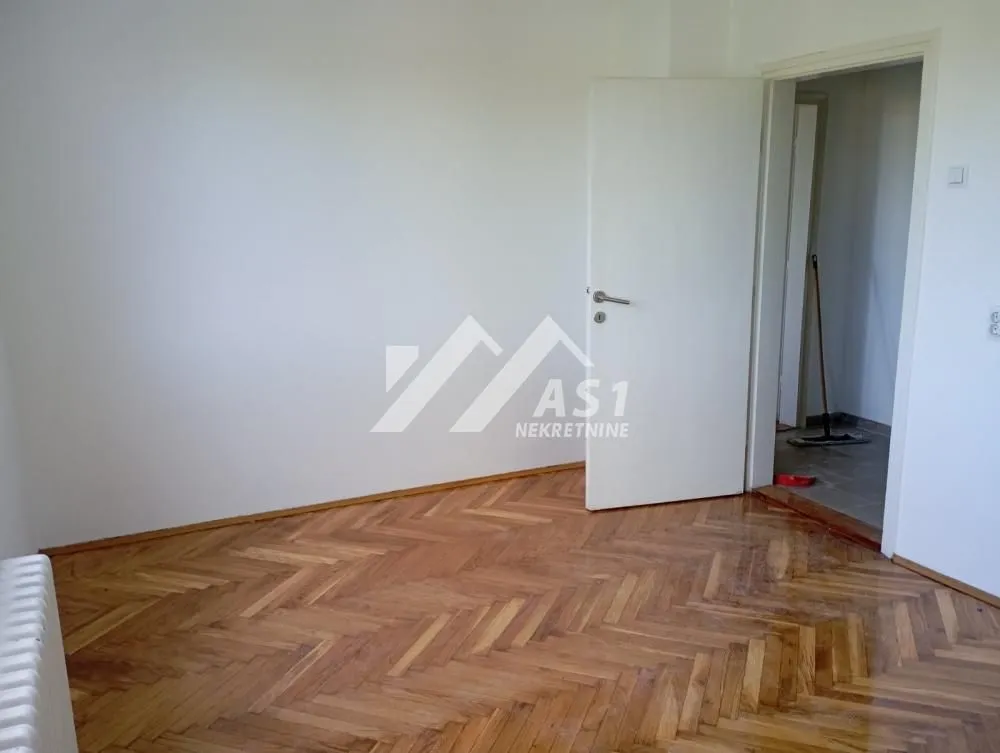 Rent, two bedroom apartment, 62m², Železnička Stanica, Novi Sad Sve Podlokacije