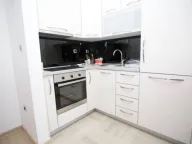 Sale, one bedroom apartment, 55m², Pržno, Budva - image 7