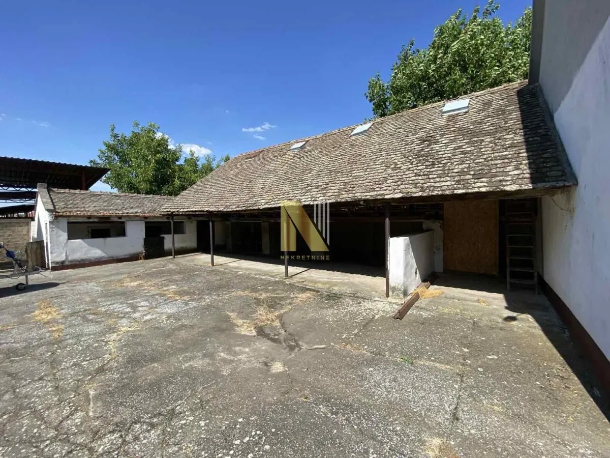 Prodaja, kuća, 275m², Bečej, Novi Sad