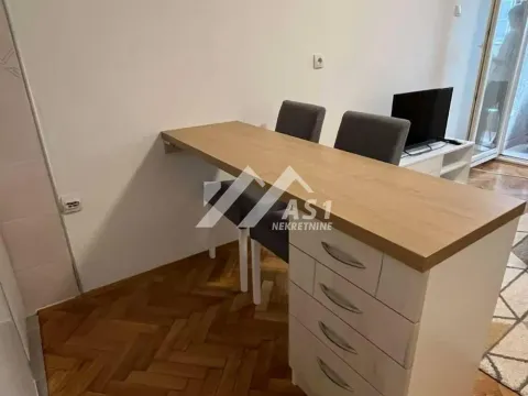 Izdavanje, stan, 24m², Bulevar Oslobodjenja, Novi Sad Sve Podlokacije - image 4