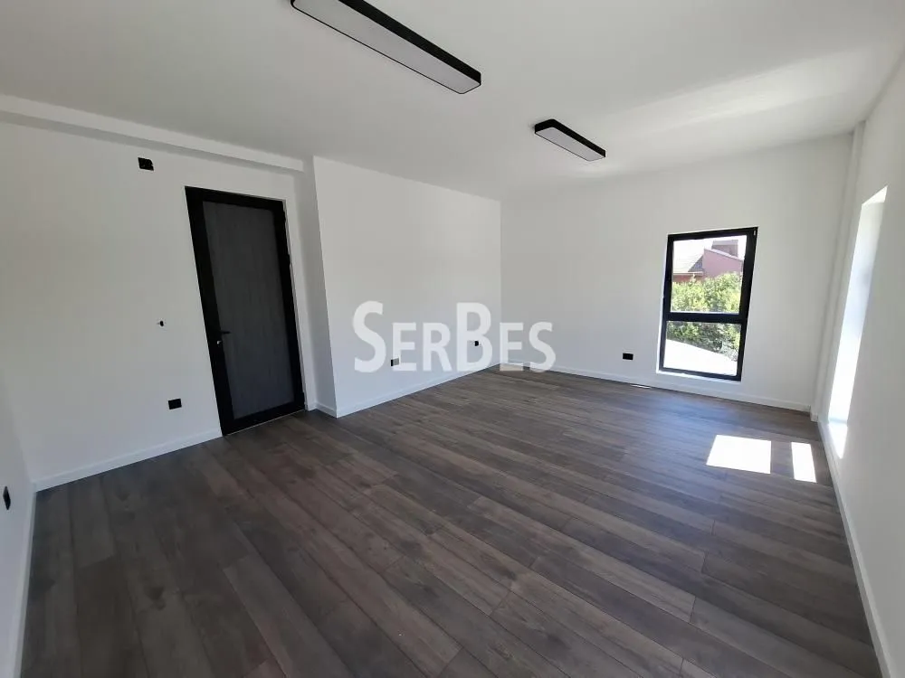 Sale, office space, 600m², Klisa, Novi Sad Sve Podlokacije