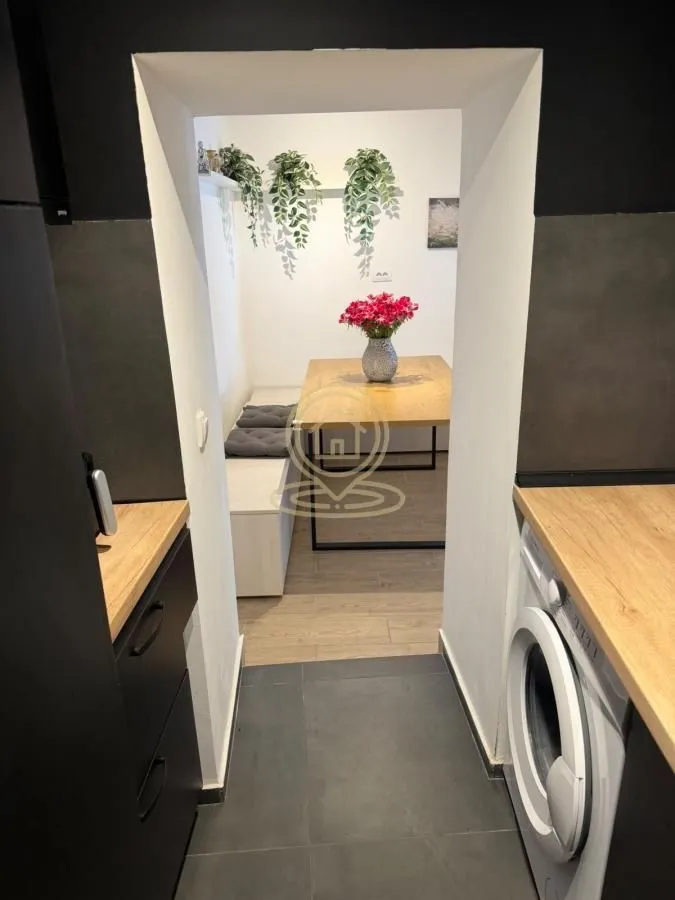 Rent, two bedroom apartment, 43m², Stari Grad, Beograd