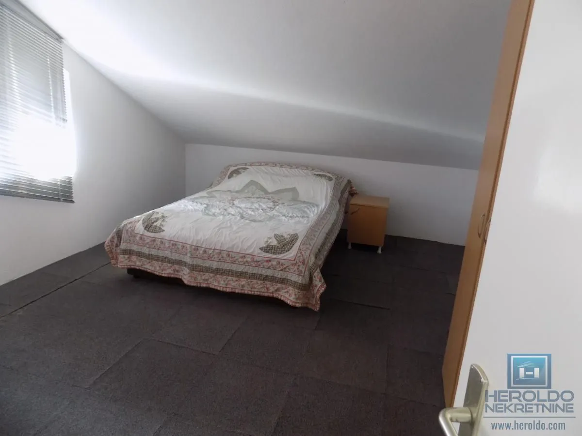 Rent, office space, 1500m², Donje Vidovo, Paraćin