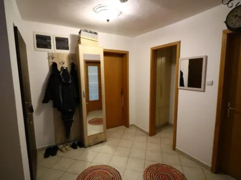 Prodaja, dvosoban stan, 92m², Stari Aerodrom, Podgorica - image 6