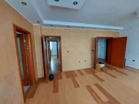 Rent, three bedroom apartment, 75m², Novo naselje, Novi Sad - image 3