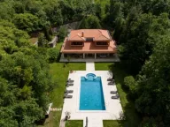 Izdavanje, kuća, 400m², Podgorica, Crna Gora - image 1