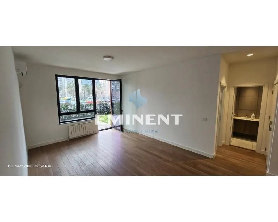Izdavanje, dvosoban stan, 68m², Savski Venac, Beograd