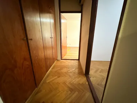 Prodaja, trosoban stan, 120m², Blok 7, Podgorica - image 10