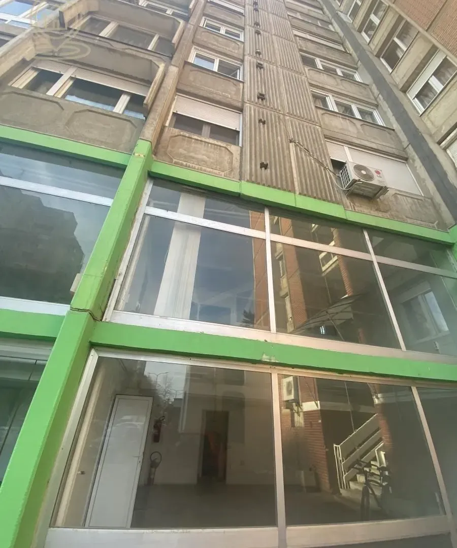 Rent, office space, 240m², Dom zdravlja, Niš