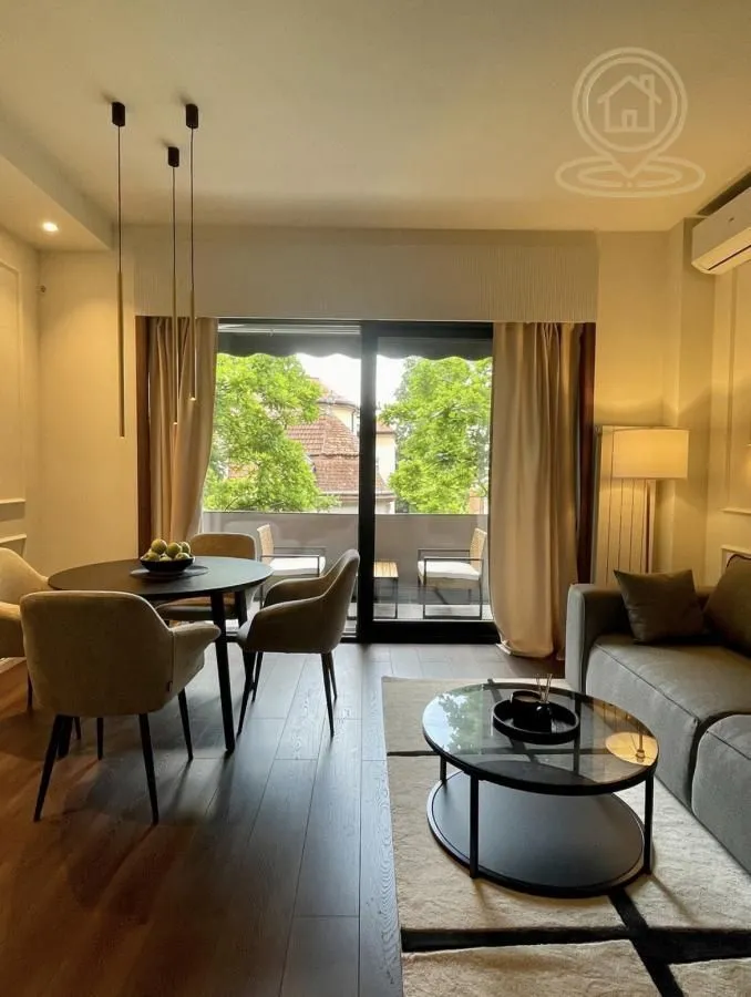Prodaja, trosoban stan, 86m², Centar, Novi Sad
