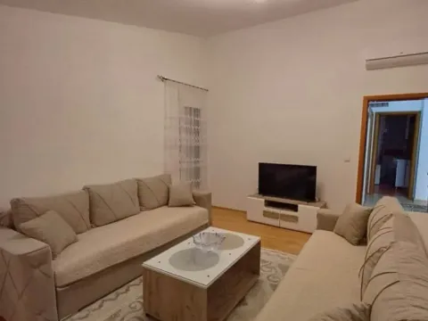 Izdavanje, jednosoban stan, 70m2, Dobre Vode, Bar Izdavanje, jednosoban stan, 70m2, Dobre Vode, Bar