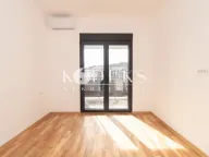 Sale, two bedroom apartment, 64m², City Kej, Podgorica - image 5