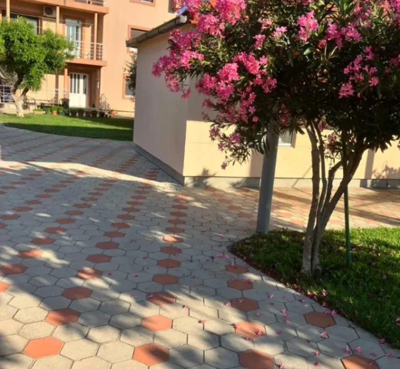 Izdavanje, kuća, 45m², Zabjelo, Podgorica