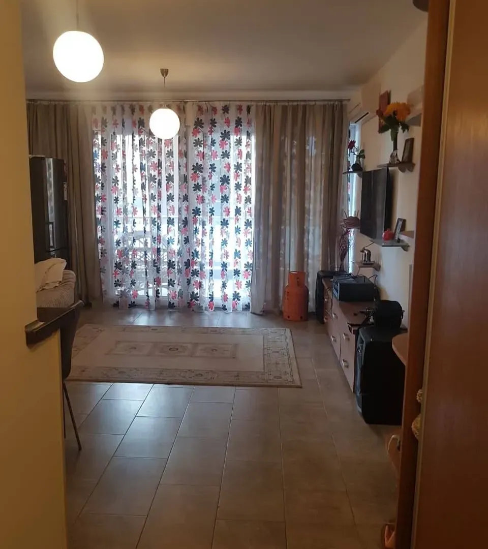 Prodaja, dvosoban stan, 68m², Bečići, Budva
