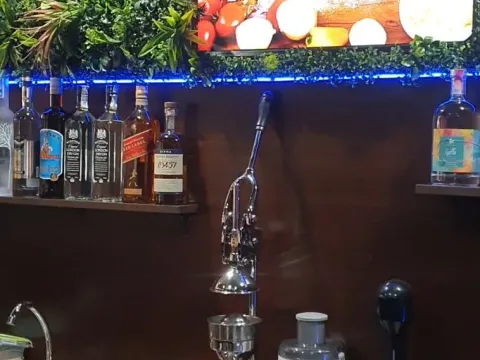 Prodaja, poslovni prostor, 136m², Centar, Podgorica - image 7