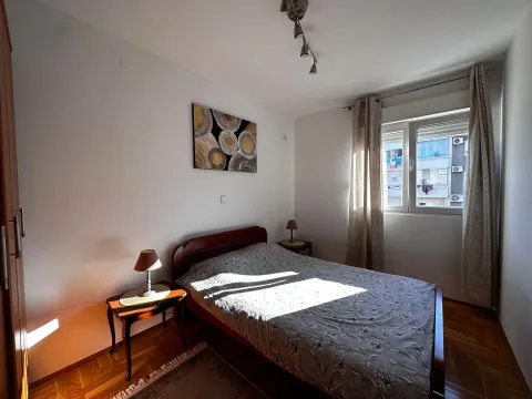 Rent, one bedroom apartment, 45m², Tuški Put, Podgorica - image 5