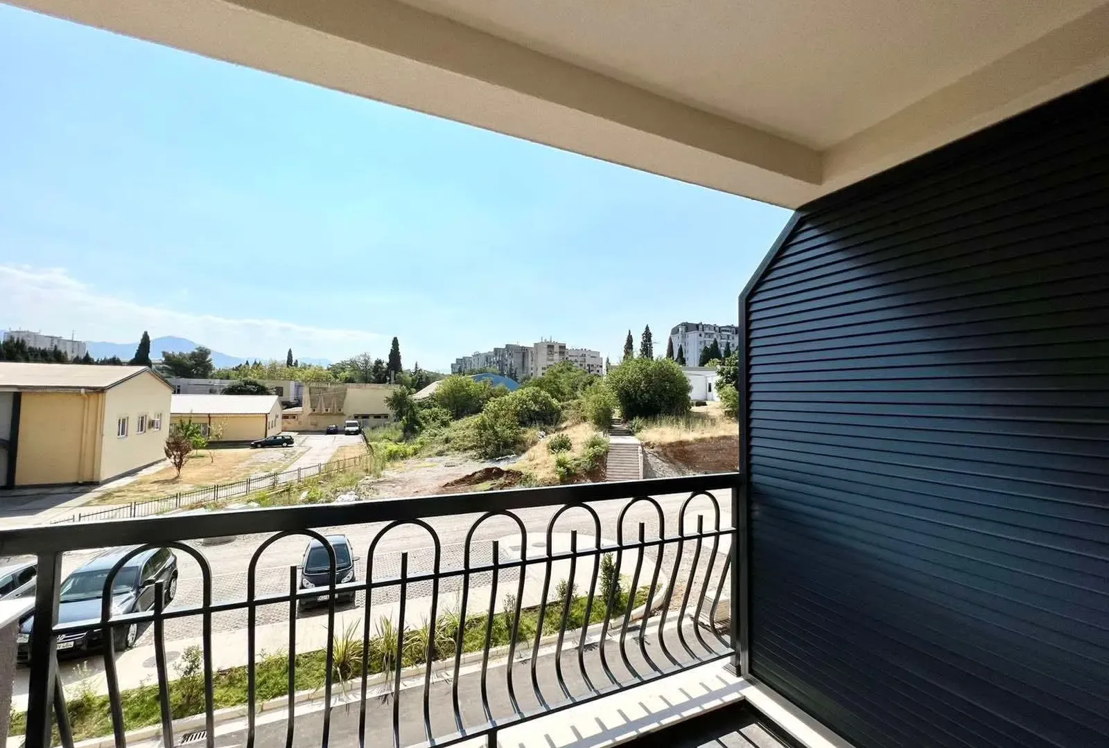 Izdavanje, dvosoban stan, 70m², Ljubović, Podgorica