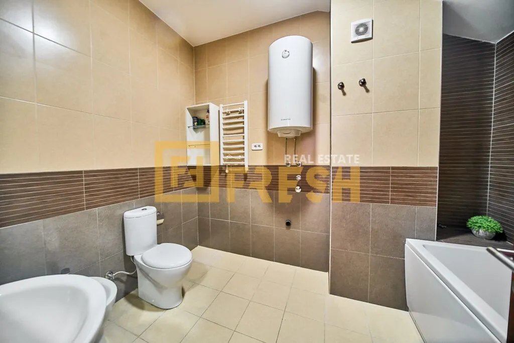 Prodaja, dvosoban stan, 122m², Tološi, Podgorica