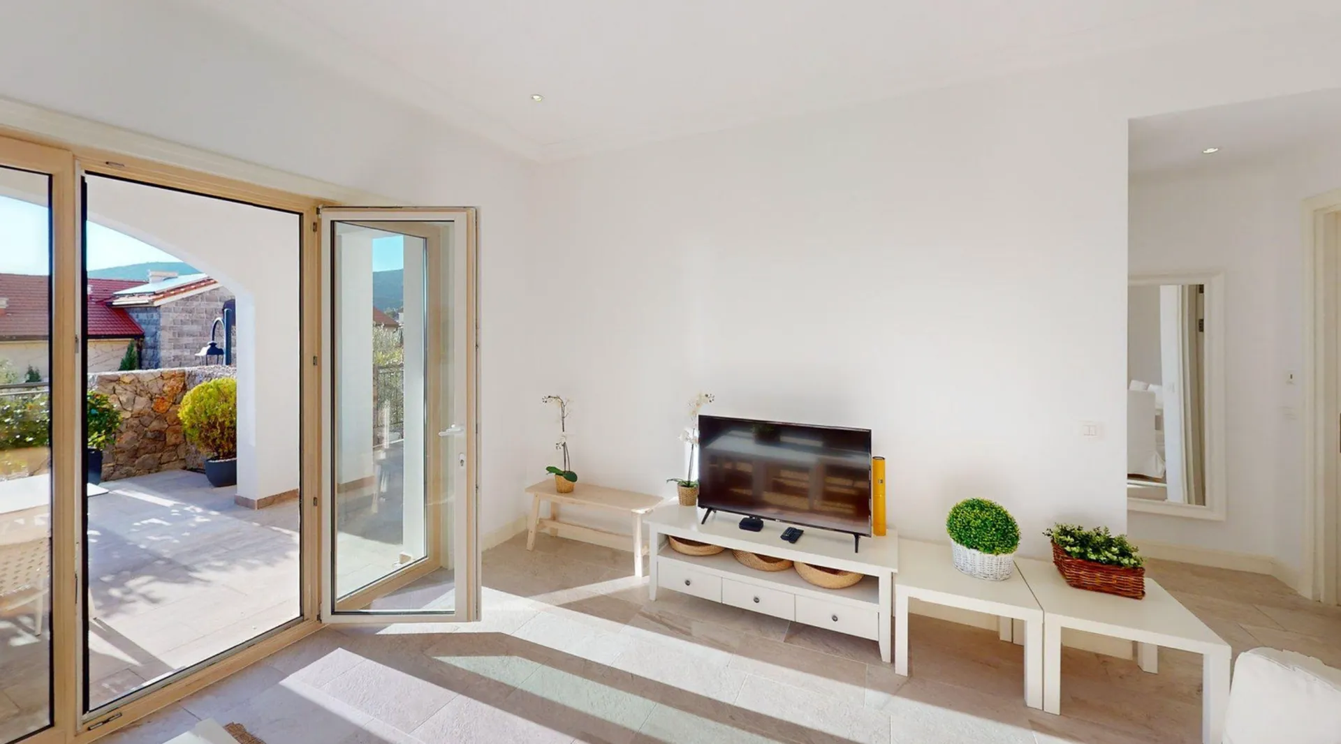 Prodaja, jednosoban stan, 75m², Luštica Bay, Tivat