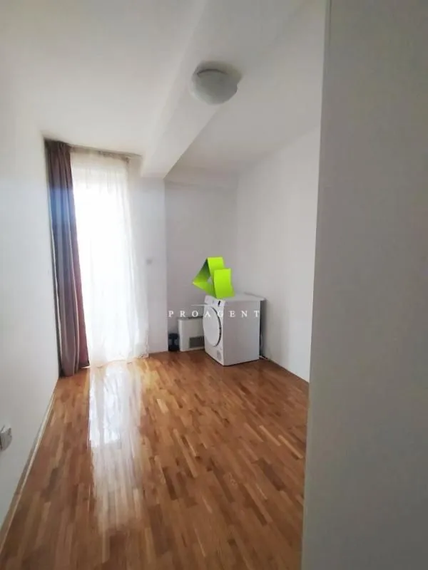 Rent, three bedroom apartment, 80m², Medijana, Niš