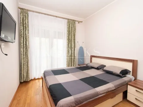 Izdavanje, jednosoban stan, 50m², City Kvart, Podgorica - image 7
