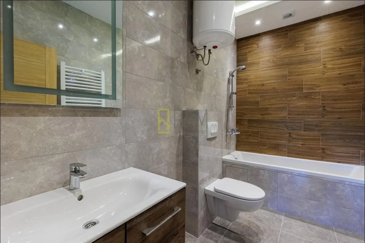 Prodaja, kuća, 200m², Krašići, Tivat