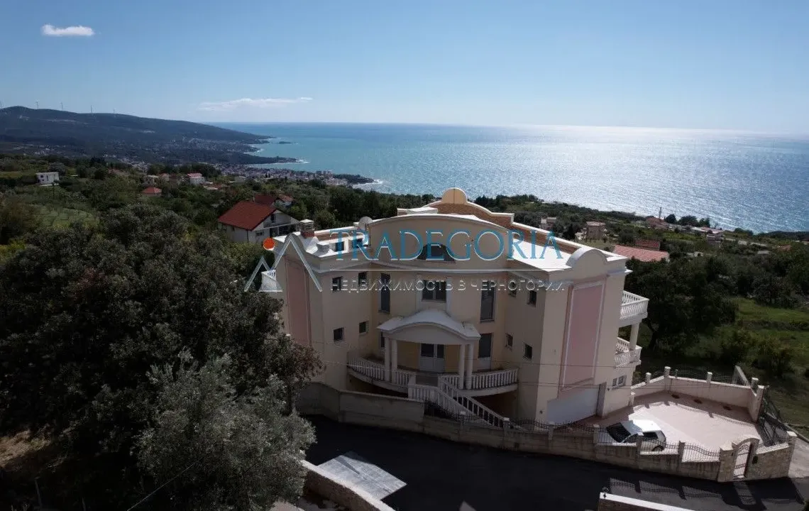 Sale, house, 859m², Dobra Voda, Bar