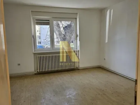 Izdavanje, poslovni prostor, 100m², Rotkvarija, Novi Sad Sve Podlokacije - image 15