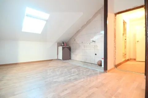Prodaja, trosoban stan, 74m², Centar, Podgorica - image 3