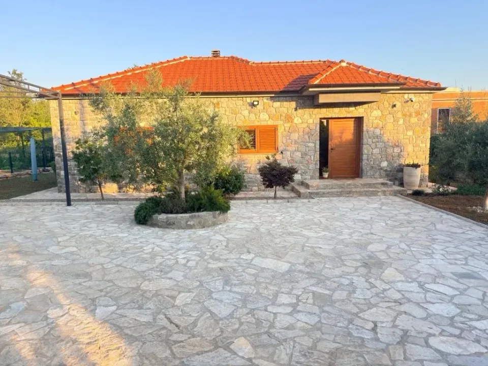 Sale, house, 96m², Krimovica, Kotor