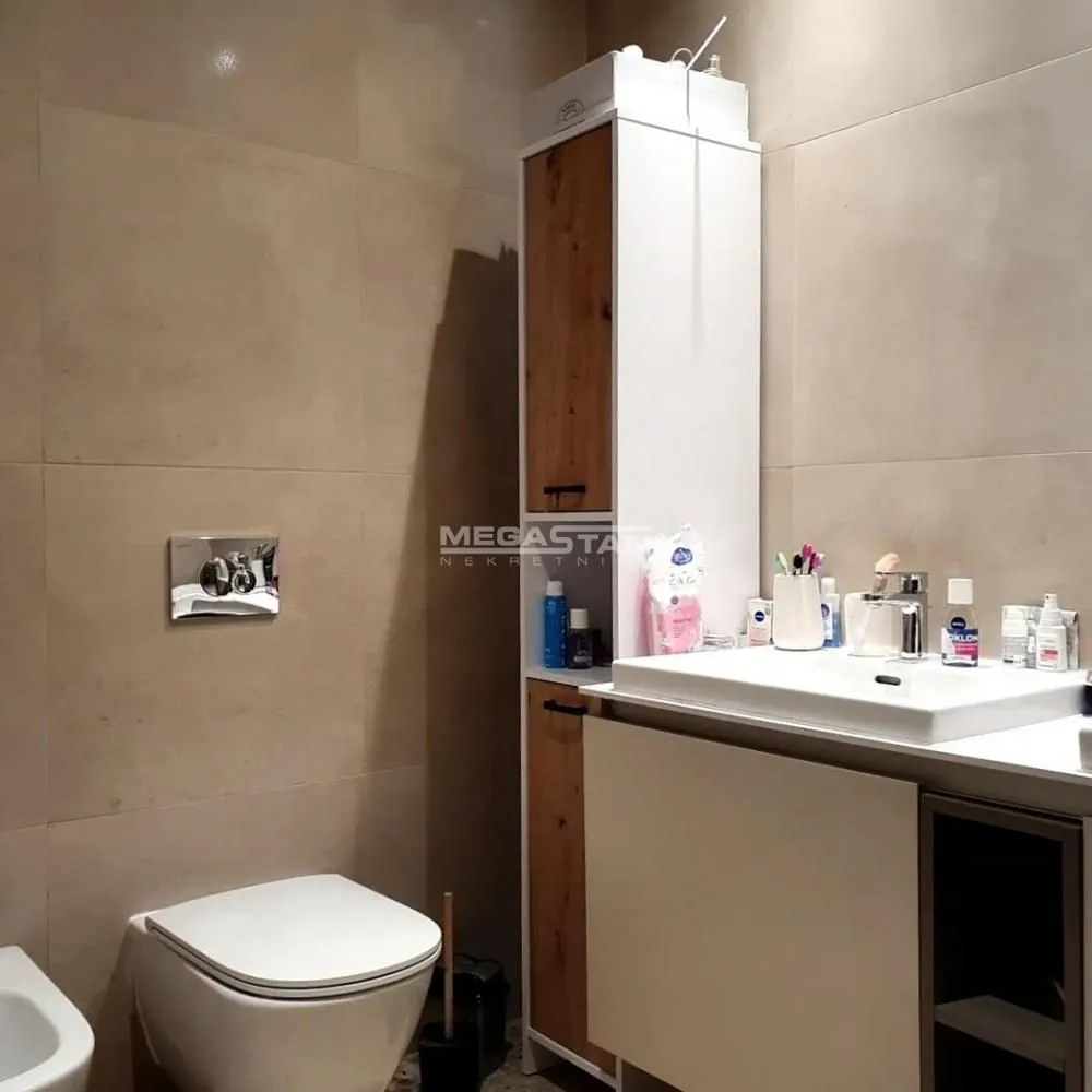 Sale, three bedroom apartment, 110m², Savski Venac, Beograd