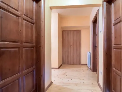 Sale, house, 300m², Motički gaj, Žabljak - image 18