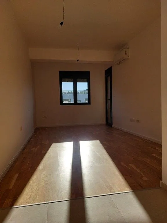 Prodaja, jednosoban stan, 41m², Stari Aerodrom, Podgorica