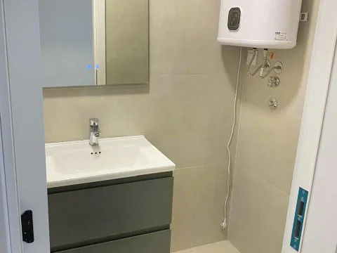 Prodaja, dvosoban stan, 74m², Centar, Bar - image 6
