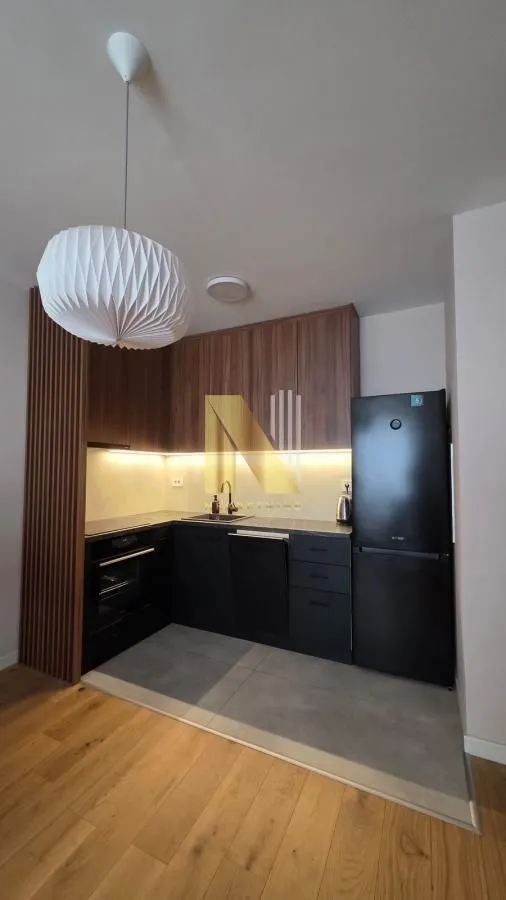 Izdavanje, dvosoban stan, 42m², Socijalno, Novi Sad Sve Podlokacije