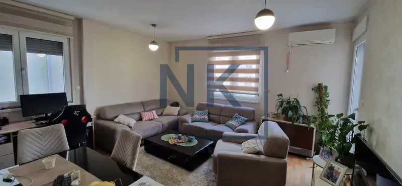 Prodaja, jednosoban stan, 48m², Blok 9, Podgorica