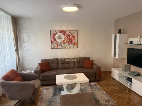 Rent, two bedroom apartment, 58m², Stari Grad, Beograd - image 12