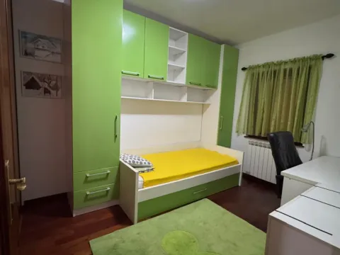 Rent, three bedroom apartment, 100m², Gorica C, Podgorica - image 5